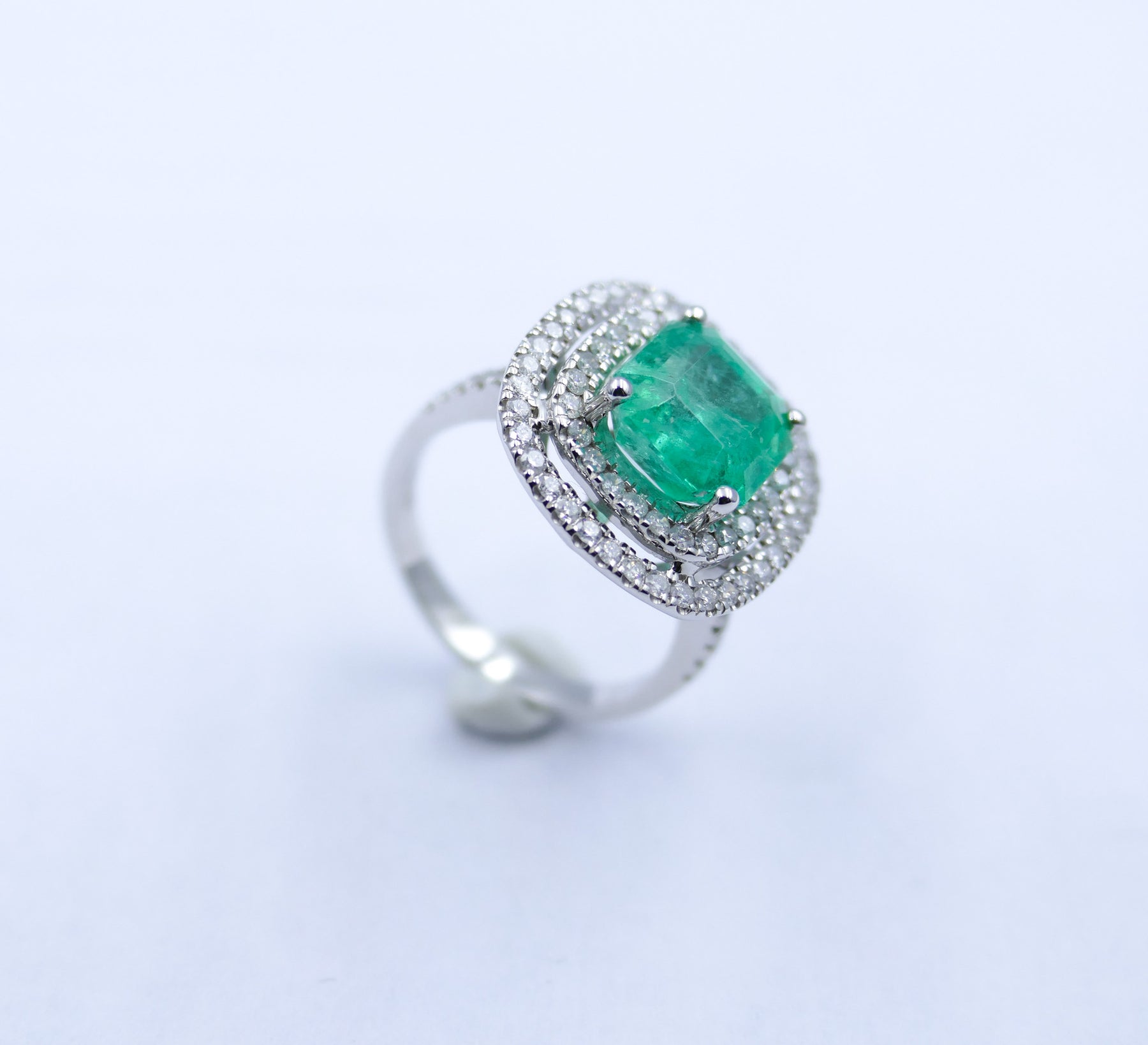 14CT EMERALD & DIAMOND DRESS RING Antique and Unique Jewels 14CT EMERALD & DIAMOND DRESS RING Antique and Unique Jewels